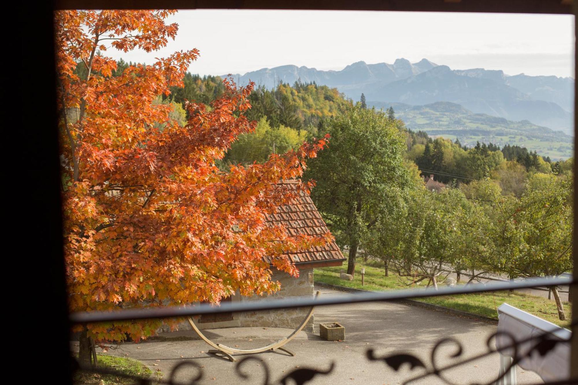 Le Bonheur Dans Le Pre Hotel Lucinges Exterior photo