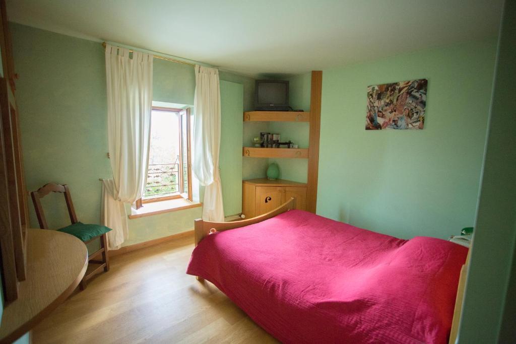 Le Bonheur Dans Le Pre Hotel Lucinges Room photo